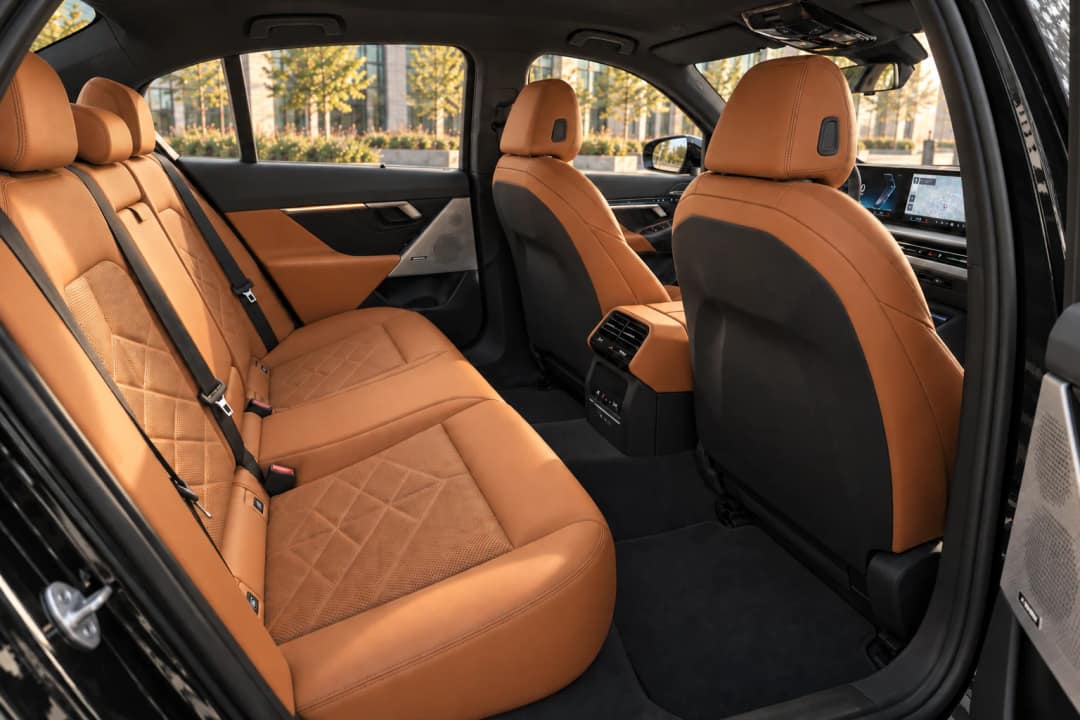 BMW 520, 2025 for rent in Lviv&nbsp;— rear seats