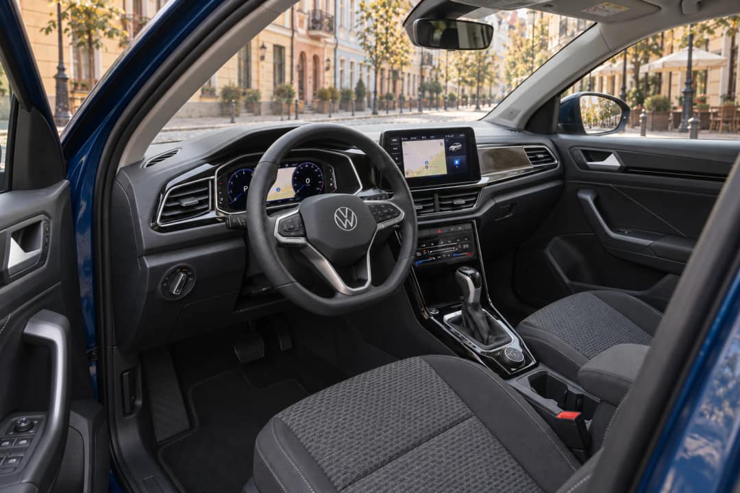 VW T-Roc for rent in Kyiv — interior, front seats