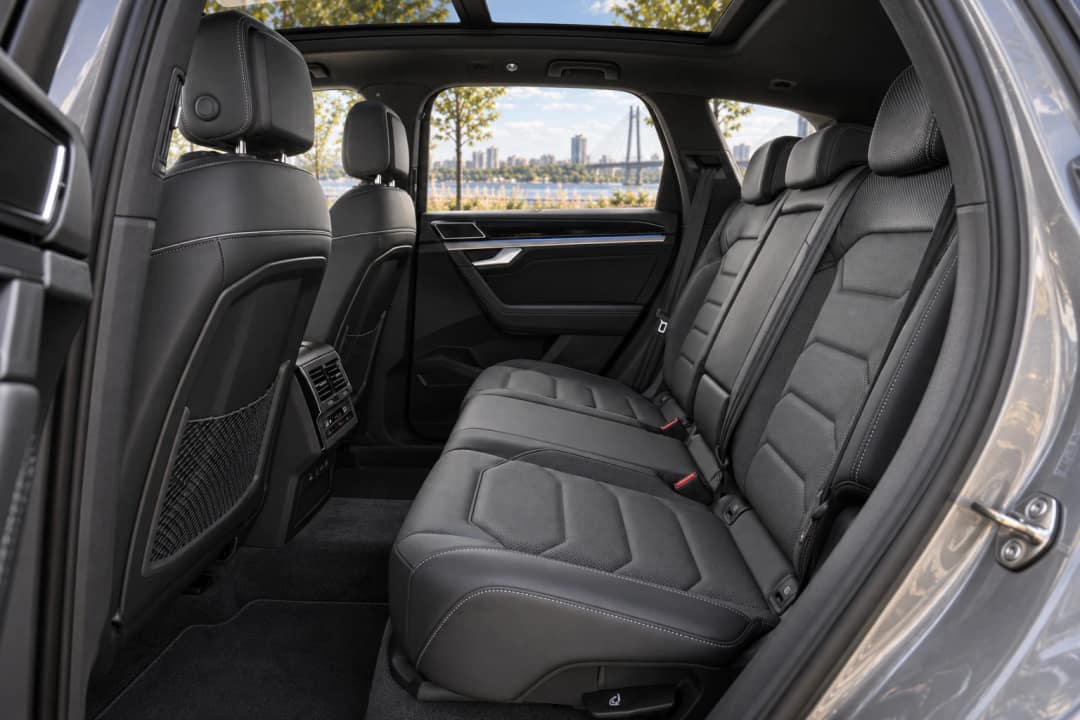VW Touareg R-Line for rent in Kyiv — rear seats